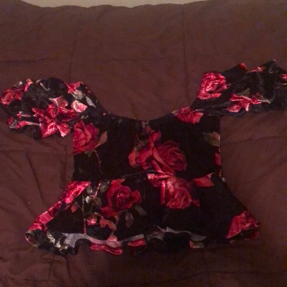 Cropped Puff-sleeved Velvet Floral Shirt